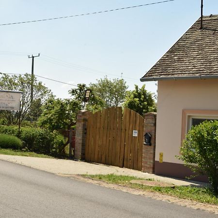 Anna Apartman Daire Maroslele Dış mekan fotoğraf
