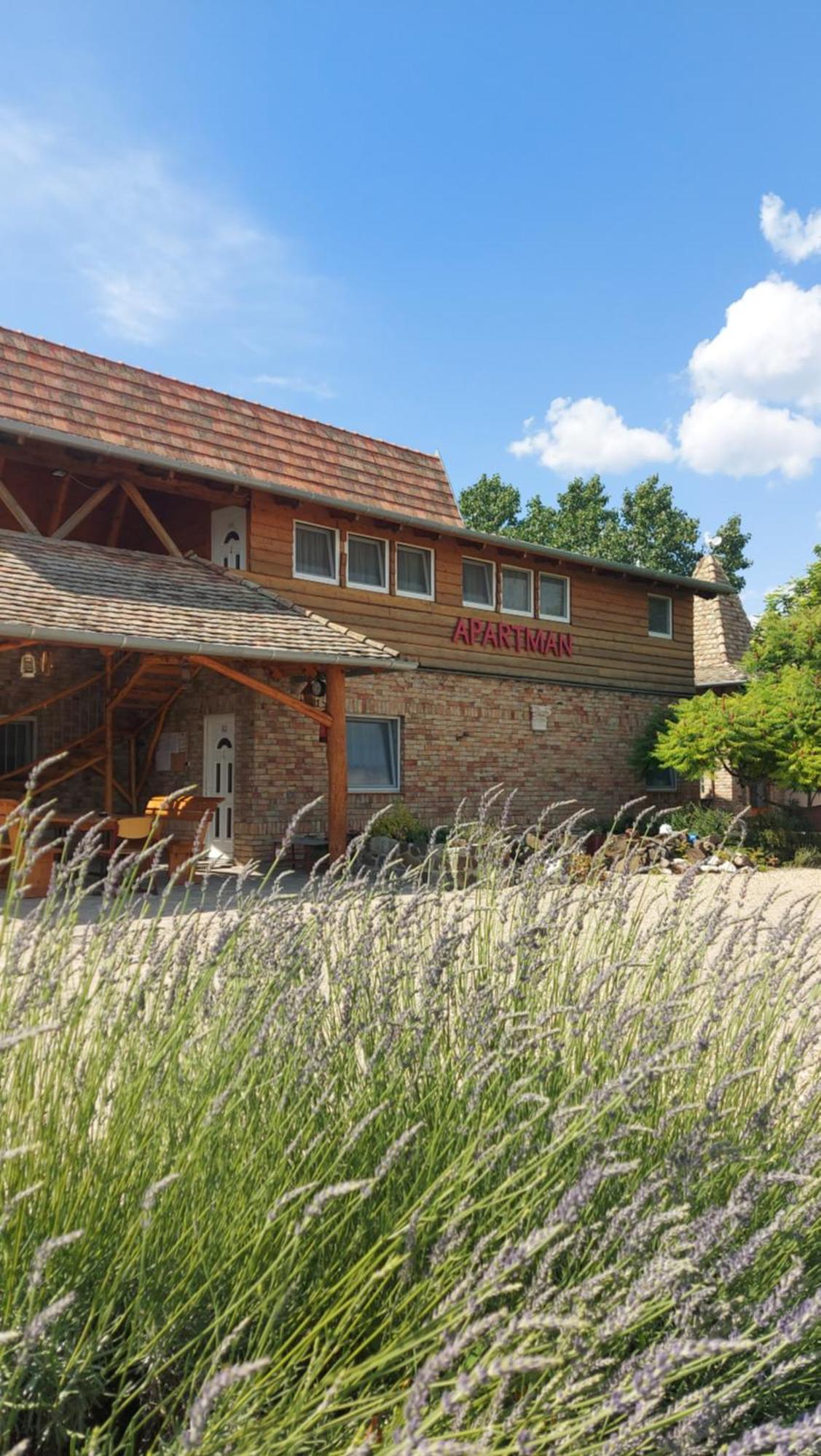 Anna Apartman Daire Maroslele Dış mekan fotoğraf